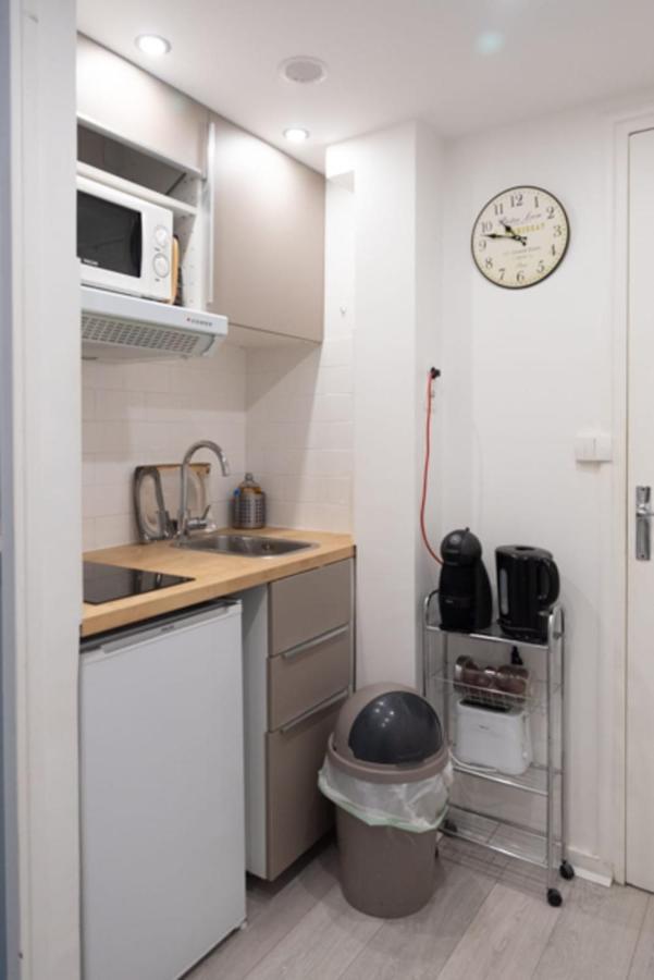 Spacious Studio In The Center Of Montmartre Paris Exterior foto